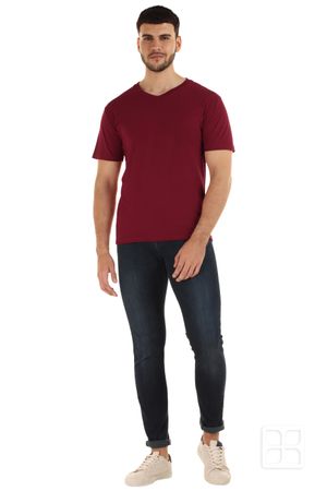 Playera Cuello V Manga Corta para Hombre Color Cherry
